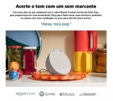 Echo Pop Smart speaker Amazon compacto com som envolvente e Alexa Cor Branca